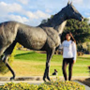 Meet your Posher, Daniela